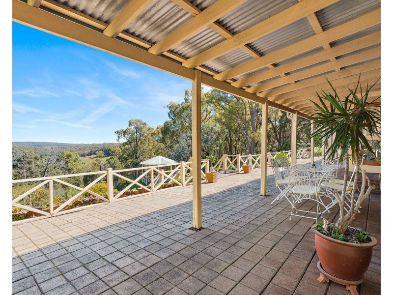 43 Wallangarra Drive, Bedfordale WA 6112
