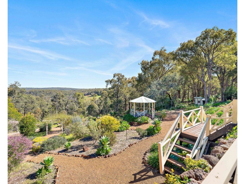 43 Wallangarra Drive, Bedfordale WA 6112