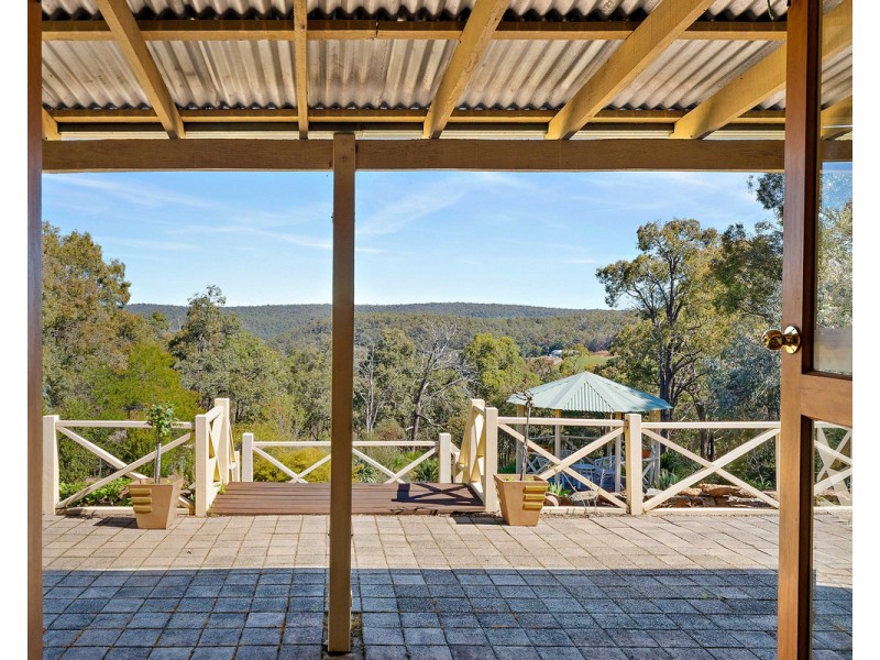 43 Wallangarra Drive, Bedfordale WA 6112
