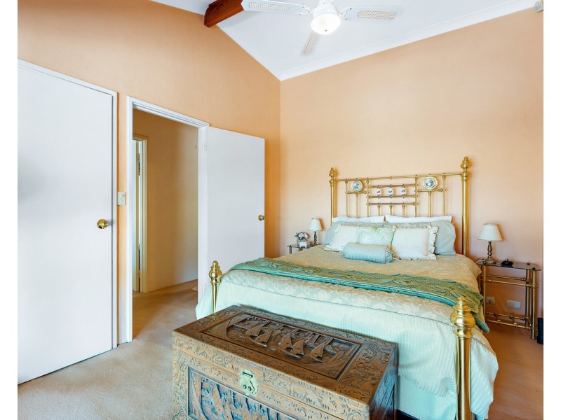 43 Wallangarra Drive, Bedfordale WA 6112