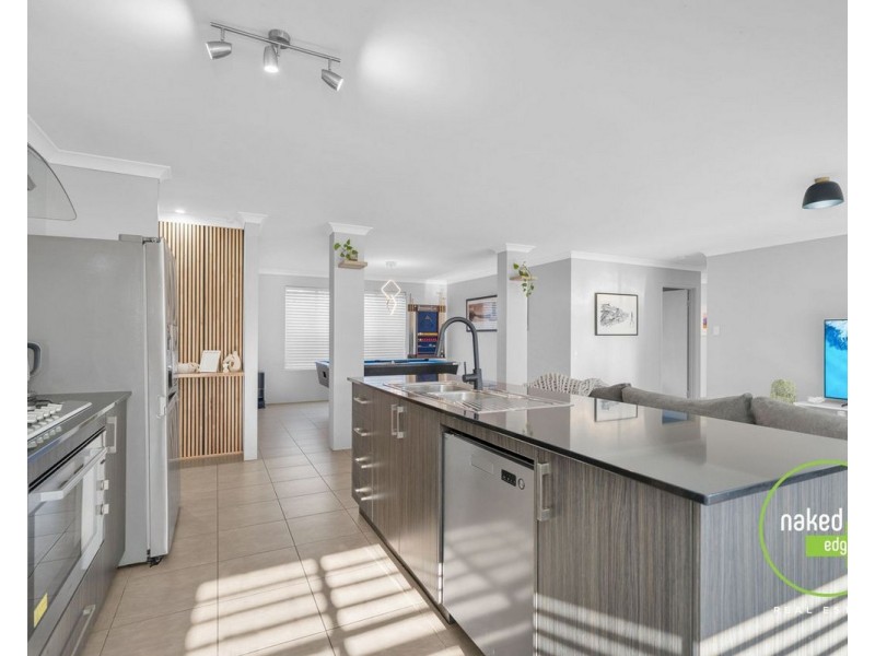 12 Grapple Road, Whitby WA 6123