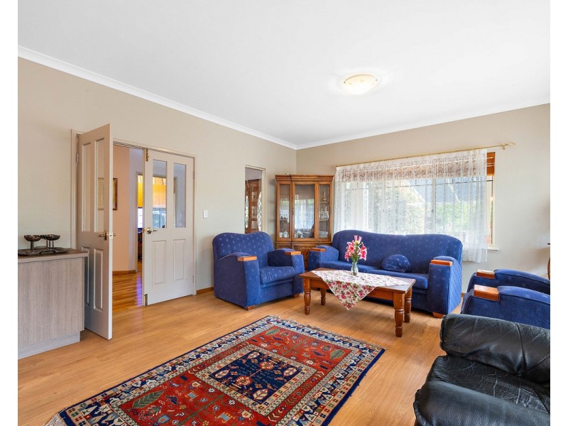 12 O’Neill Place, Bedfordale WA 6112