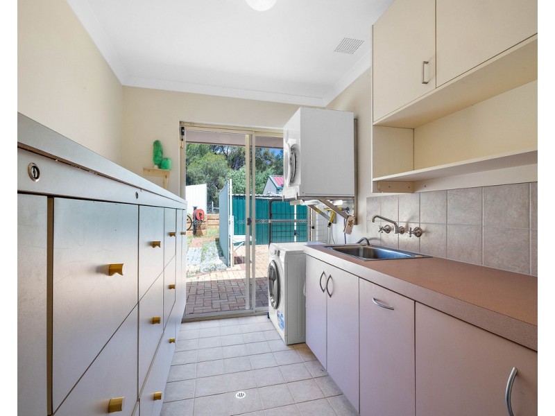 12 O’Neill Place, Bedfordale WA 6112