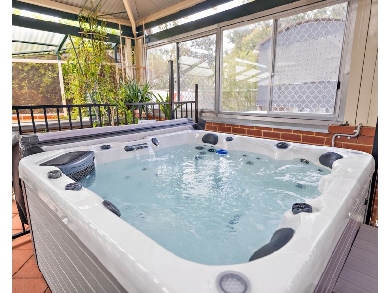 12 O’Neill Place, Bedfordale WA 6112