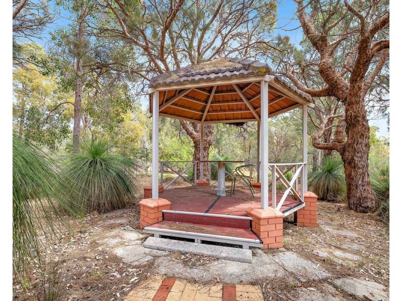 12 O’Neill Place, Bedfordale WA 6112