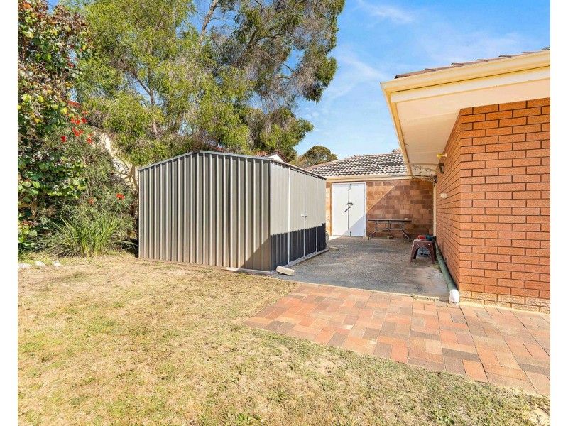 12 Alola Street, Kelmscott WA 6111