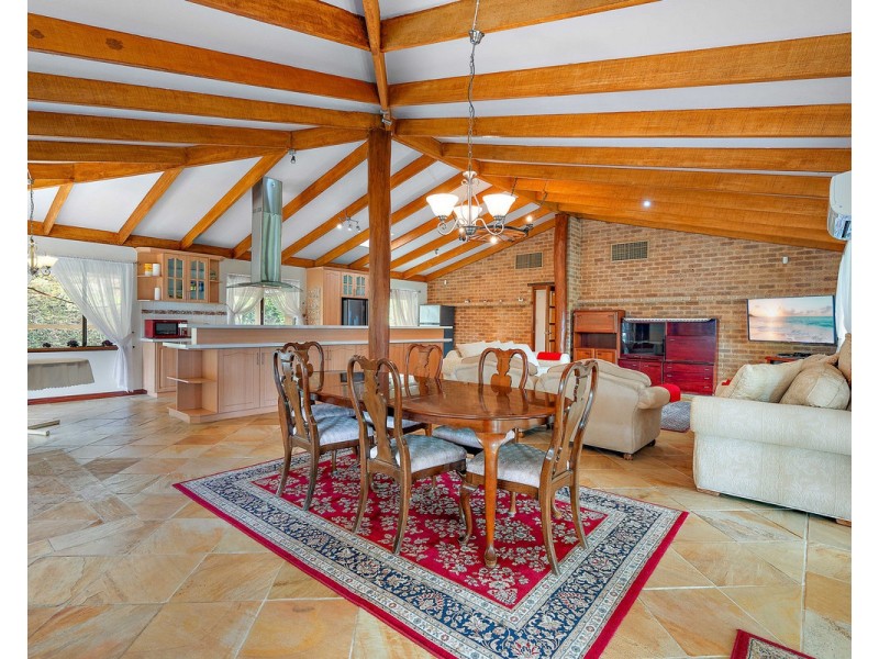 328 Albany Highway, Bedfordale WA 6112