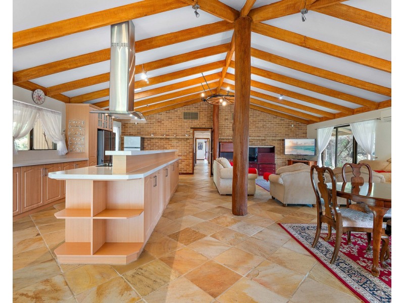 328 Albany Highway, Bedfordale WA 6112