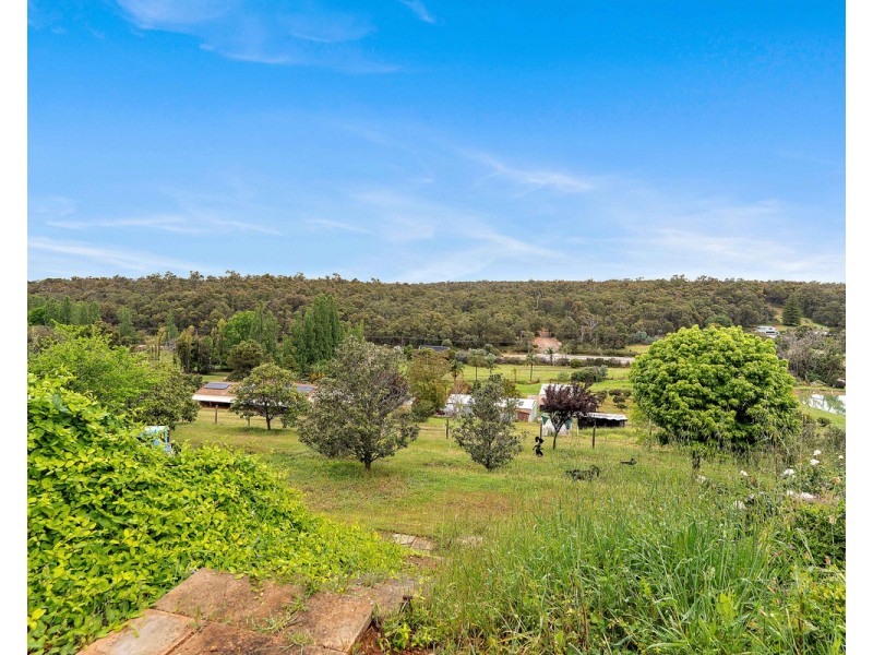 328 Albany Highway, Bedfordale WA 6112