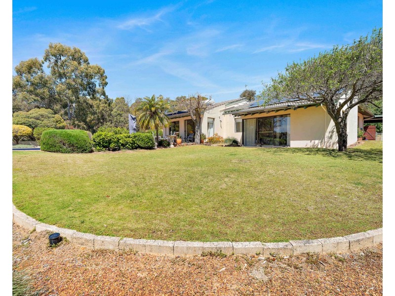 43 Canns Road, Bedfordale WA 6112