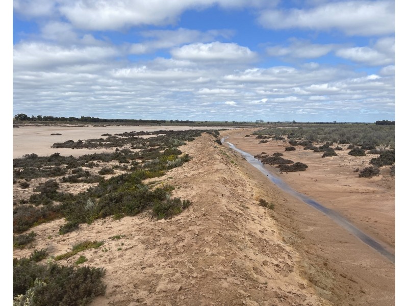 Lot 562,  Koorda Wongan Hills Road, Badgerin Rock WA 6475