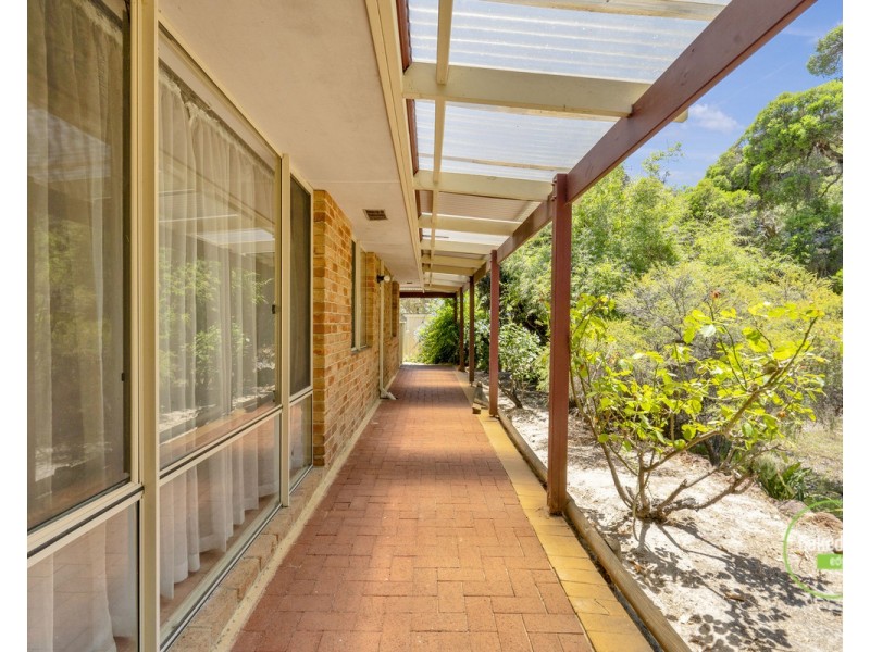 34 Coral Drive, Leschenault WA 6233