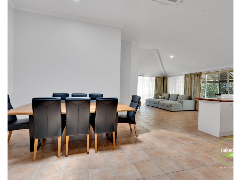 34 Coral Drive, Leschenault WA 6233