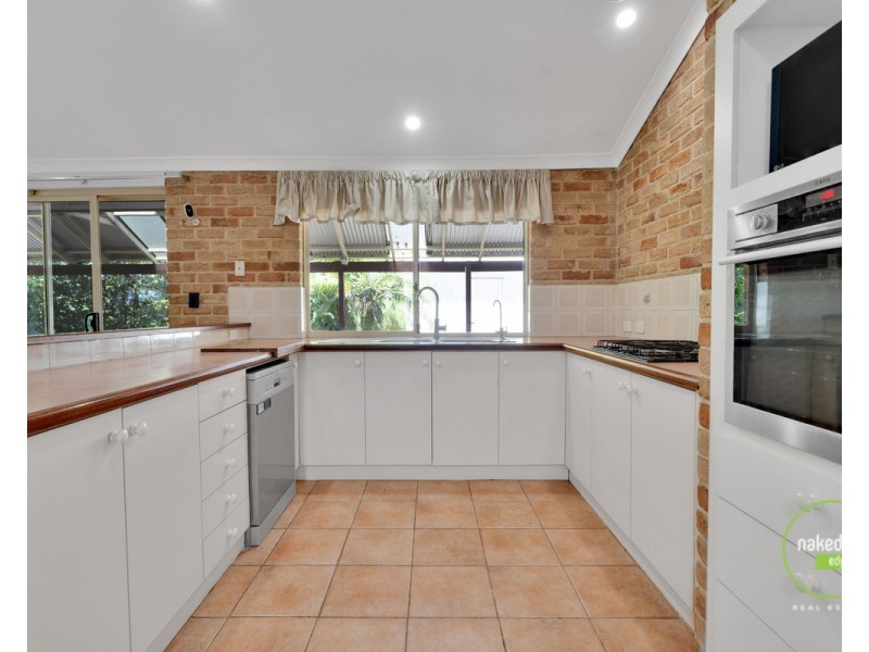 34 Coral Drive, Leschenault WA 6233