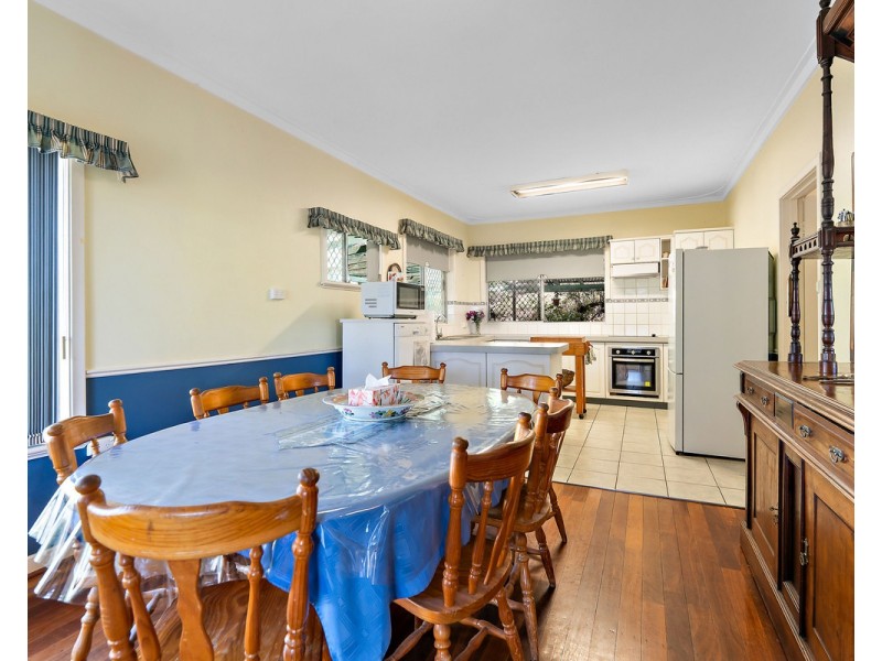 144 Albany Highway, Bedfordale WA 6112