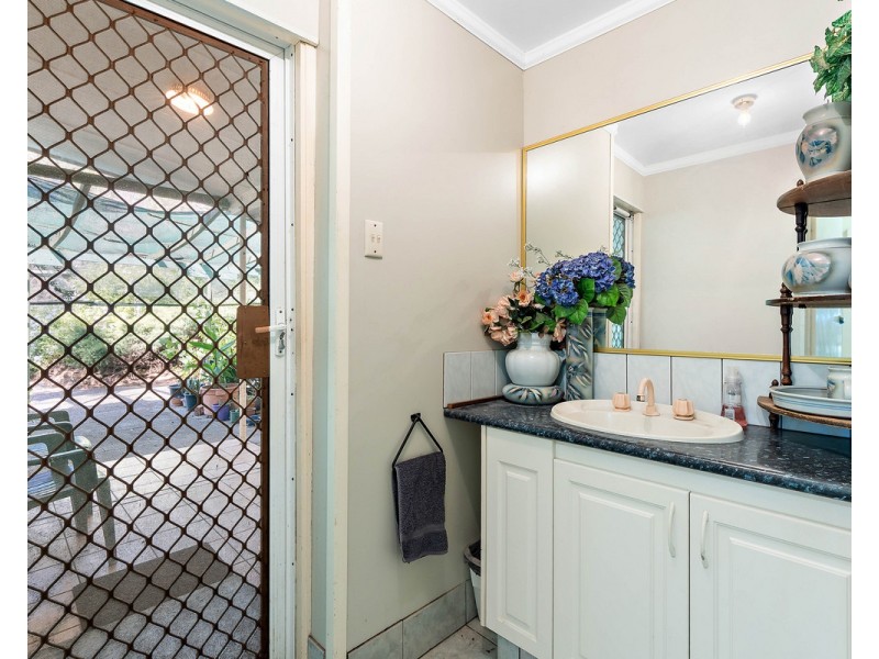 144 Albany Highway, Bedfordale WA 6112