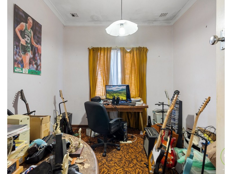 3 Teaguer Street, Wilson WA 6107