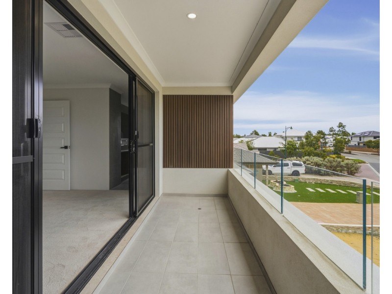 75 Willowdale Promenade, Piara Waters WA 6112