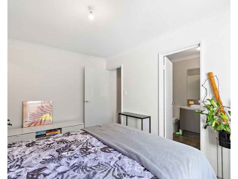 39 Lomond Way, Seville Grove WA 6112