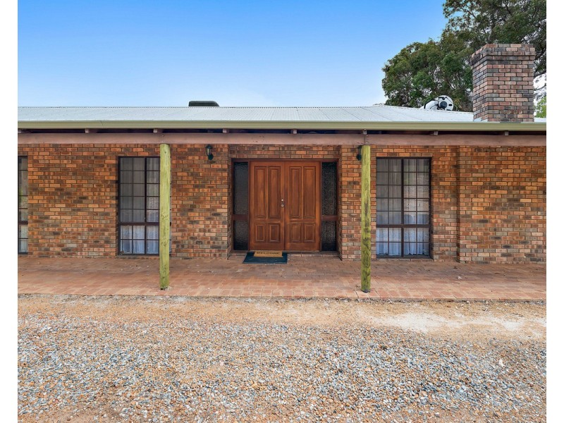 170 Springfield Road, Bedfordale WA 6112