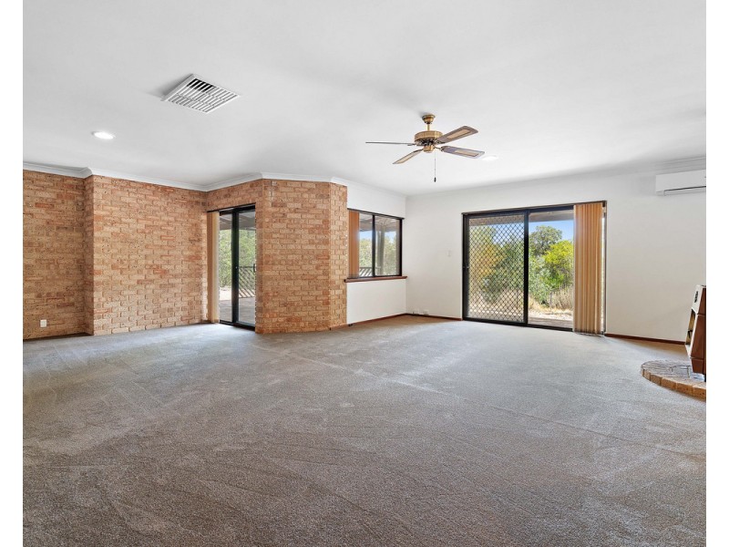 170 Springfield Road, Bedfordale WA 6112