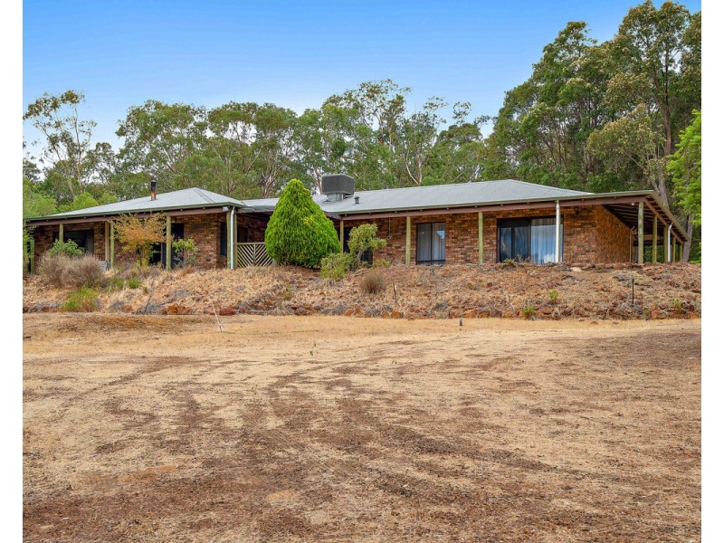 170 Springfield Road, Bedfordale WA 6112