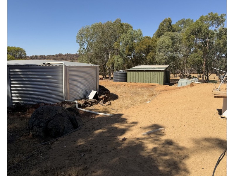 838 Moramockining Road, Wandering WA 6308