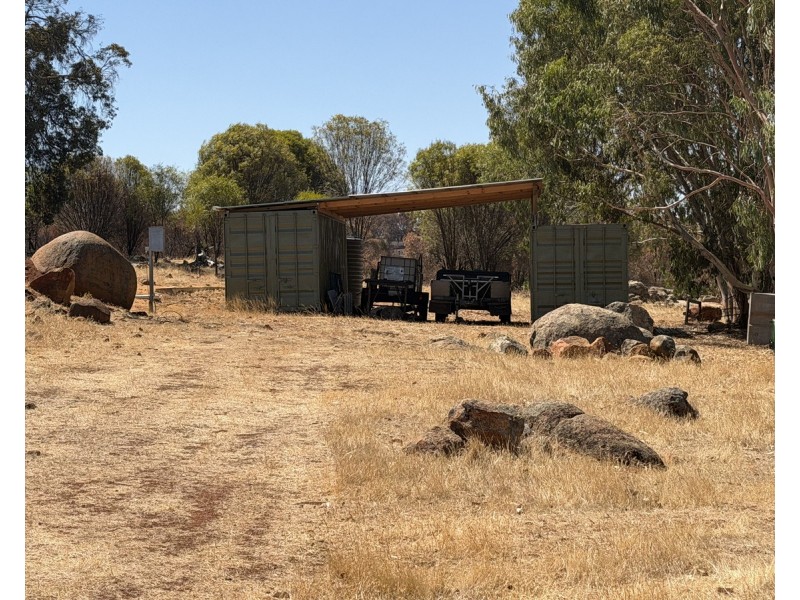 838 Moramockining Road, Wandering WA 6308