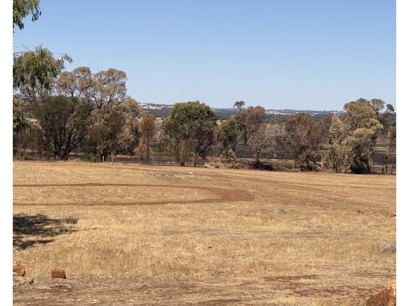 838 Moramockining Road, Wandering WA 6308