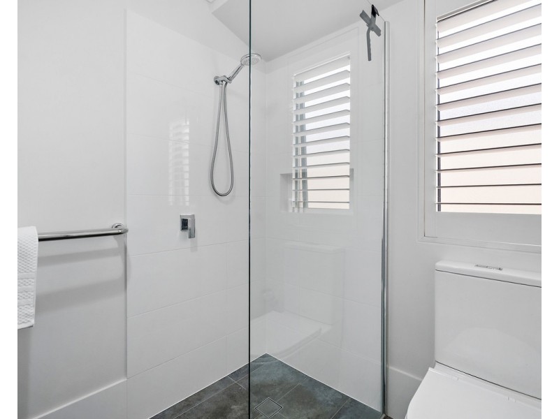 33 Tipperary Bend, Canning Vale WA 6155