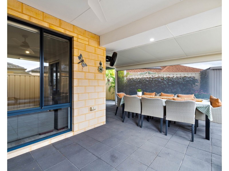 33 Tipperary Bend, Canning Vale WA 6155