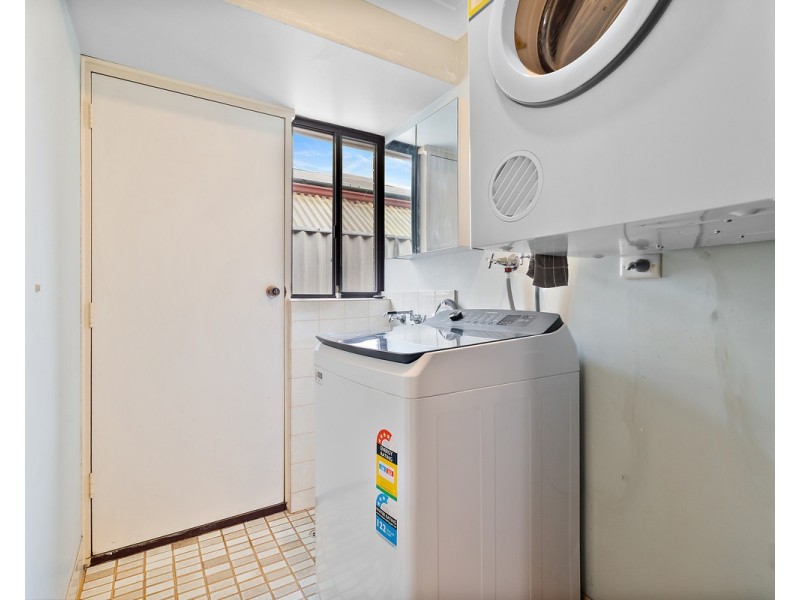 3 Bishop Close, Seville Grove WA 6112