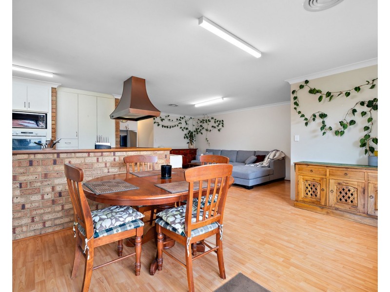 3 Bishop Close, Seville Grove WA 6112