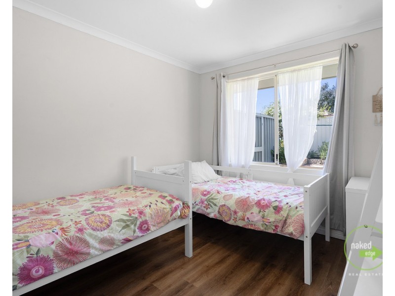 27 Jobson Loop, Brookdale WA 6112