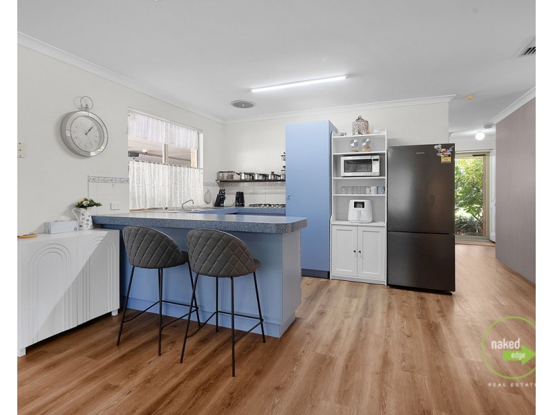 27 Jobson Loop, Brookdale WA 6112