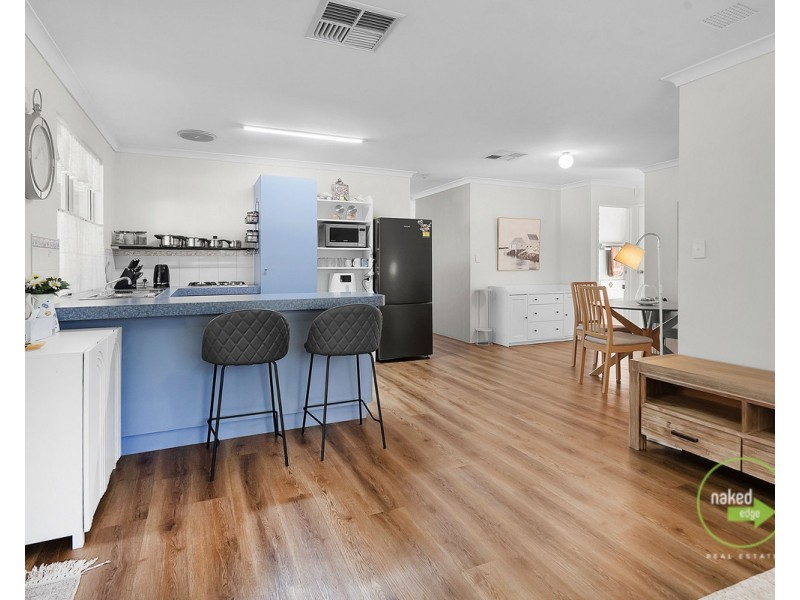 27 Jobson Loop, Brookdale WA 6112