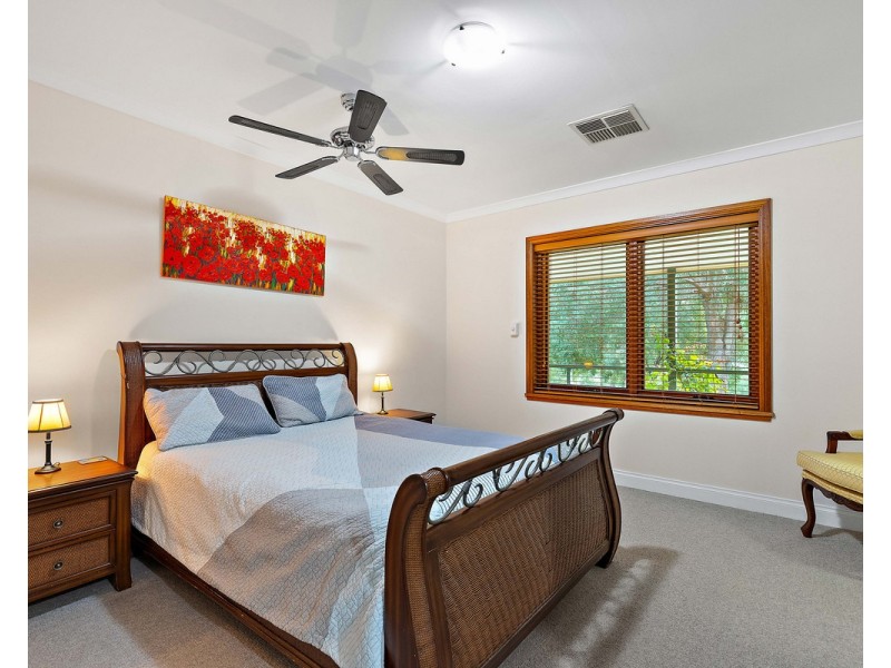 6 Sewell Street, Bedfordale WA 6112