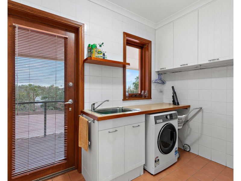 6 Sewell Street, Bedfordale WA 6112