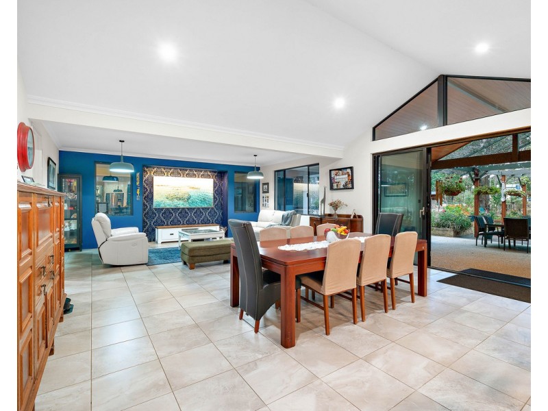 8 Meldrum Loop, Bedfordale WA 6112