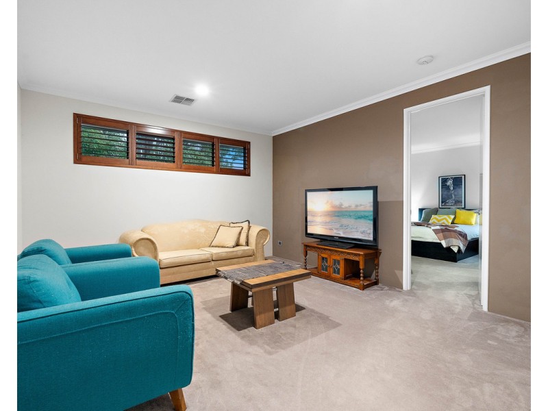 8 Meldrum Loop, Bedfordale WA 6112