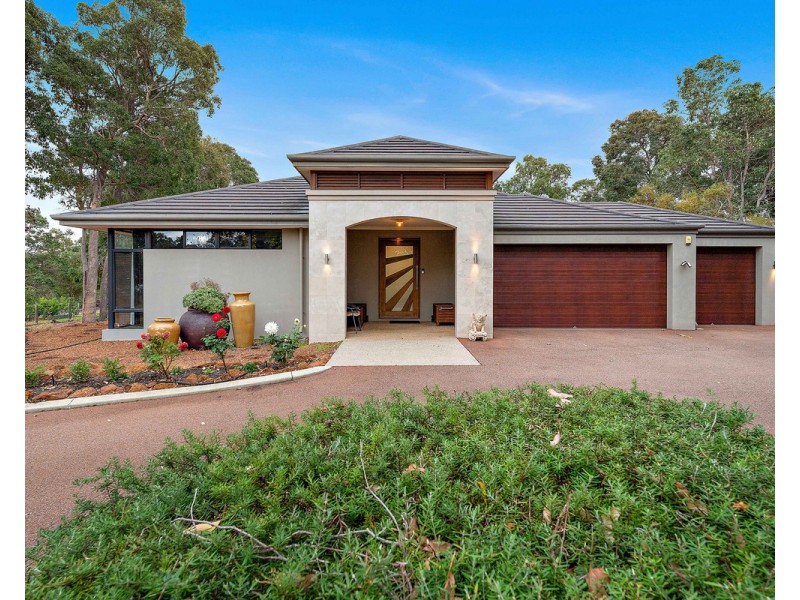 8 Meldrum Loop, Bedfordale WA 6112