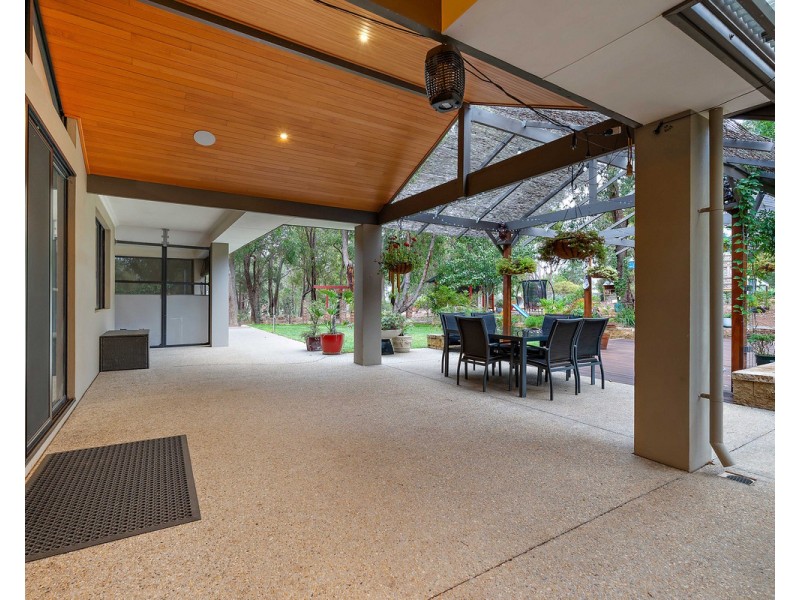 8 Meldrum Loop, Bedfordale WA 6112