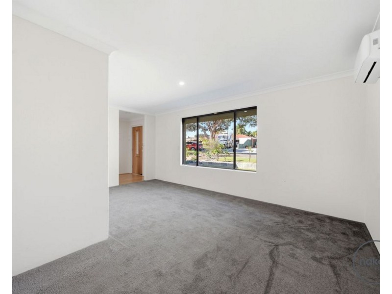 8 Carson Court, Gosnells WA 6110