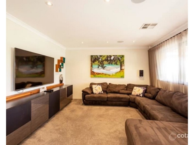 6 Grieve Way, Bedfordale WA 6112