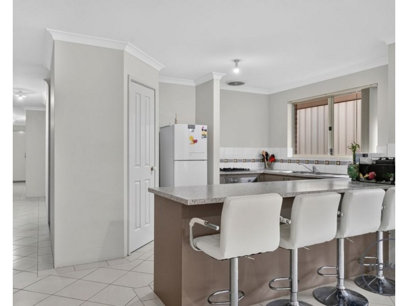 8 Euston Link, Bertram WA 6167