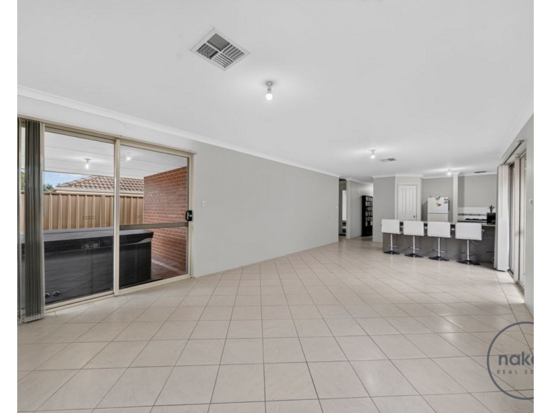 8 Euston Link, Bertram WA 6167