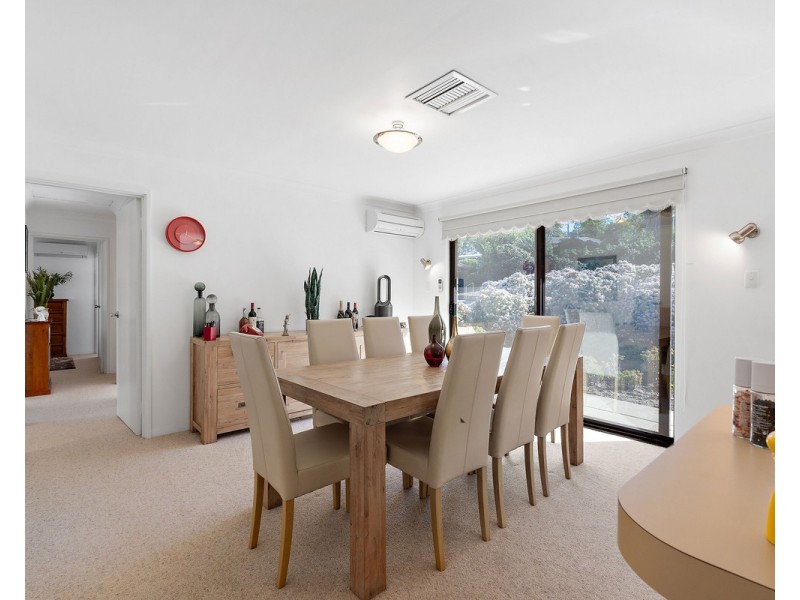 8 Ophelia Grove, Mount Nasura WA 6112