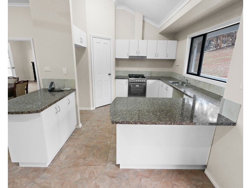 175 O’Connell Road, Wandering WA 6308