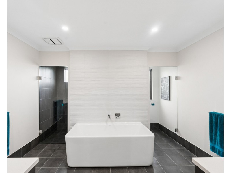 65 Todman Grove, Darling Downs WA 6122