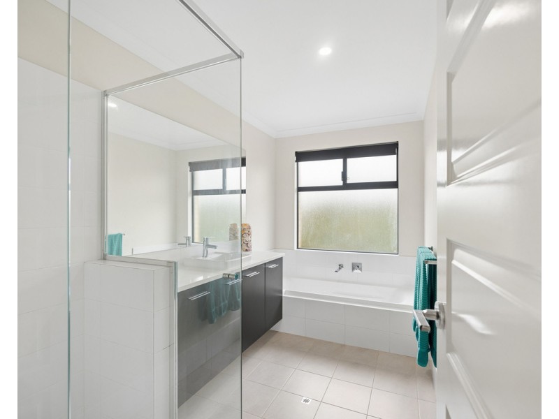65 Todman Grove, Darling Downs WA 6122